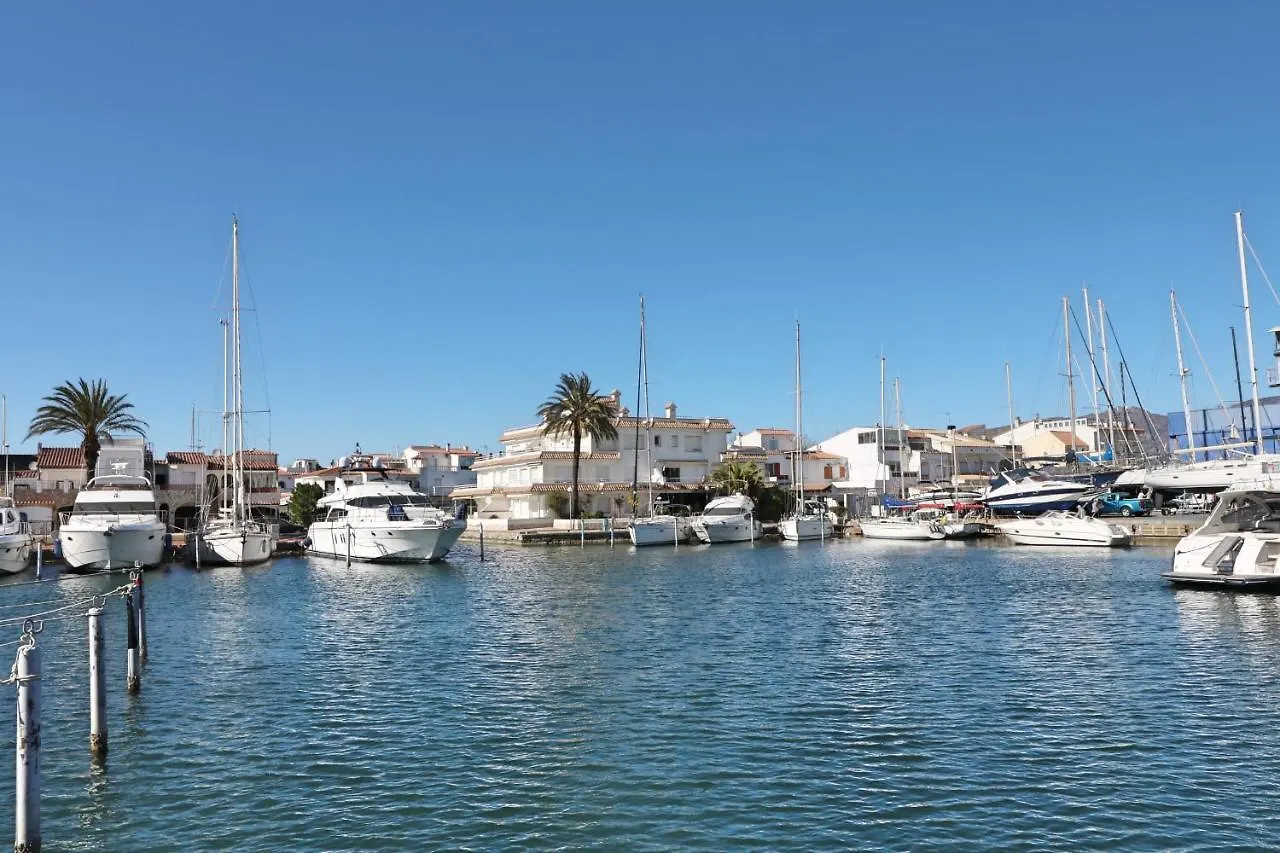Cavall De Mar 6-2 Empuriabrava