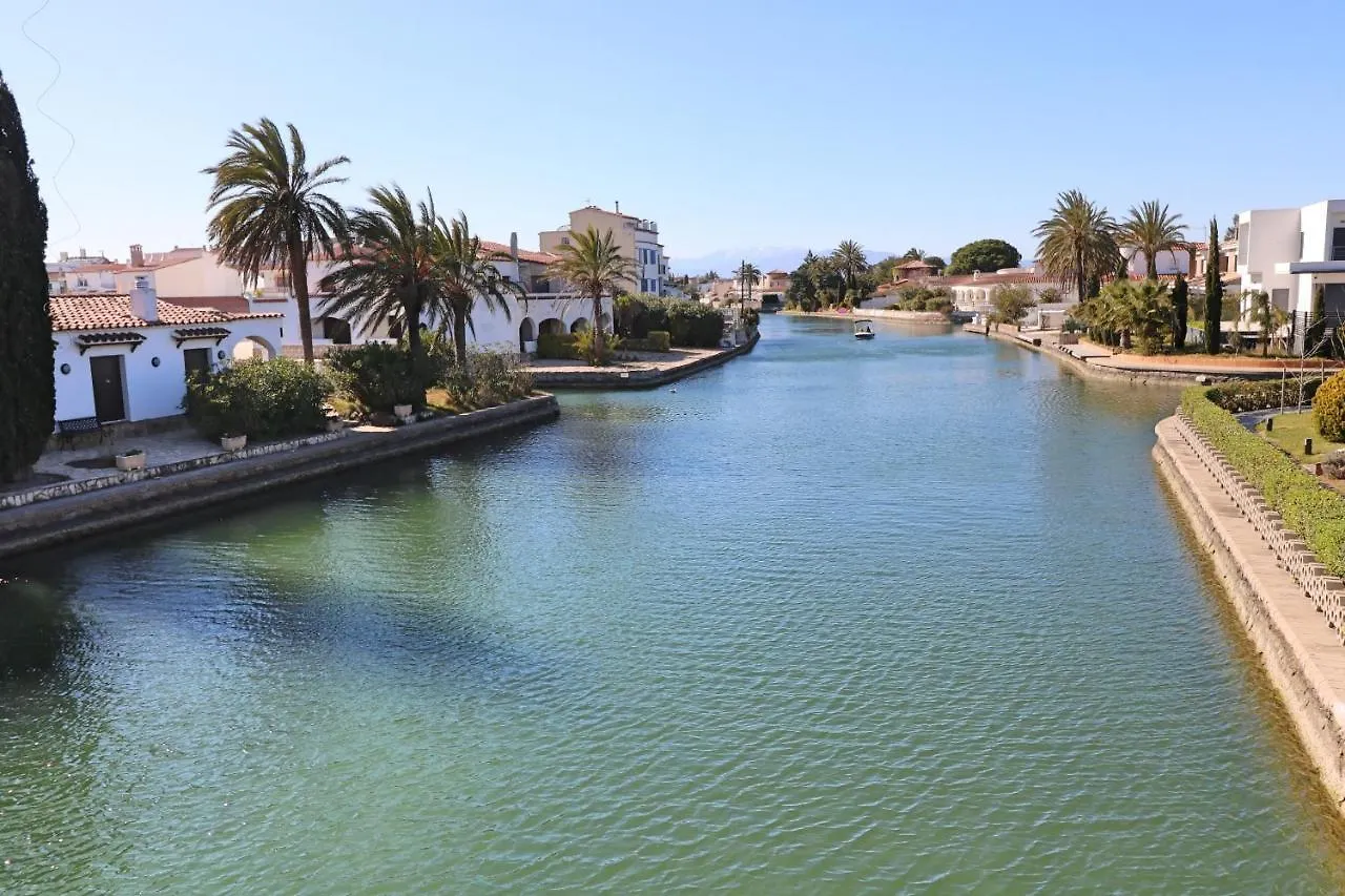 Apartment Cavall De Mar 6-2 Empuriabrava Spain